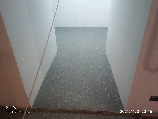 Укладка пвх плитки на клей - 240м2